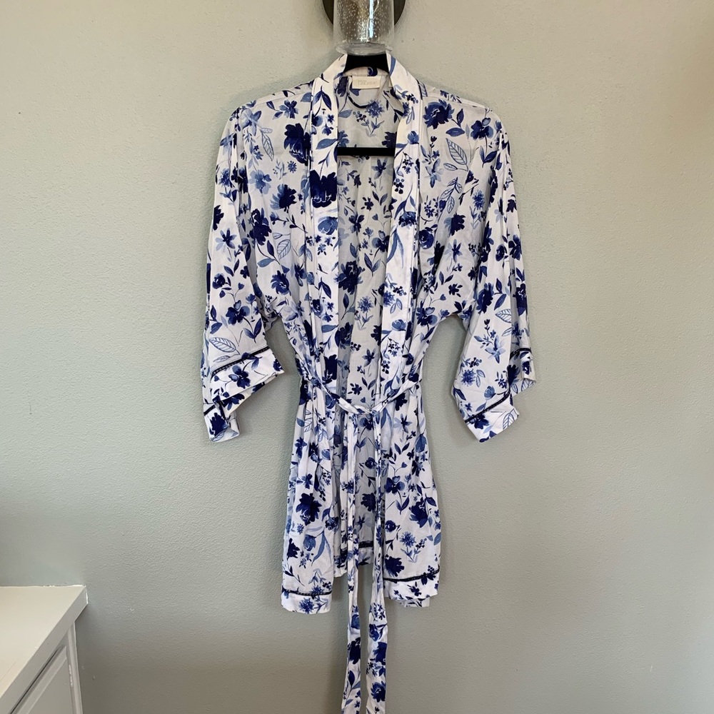 Dressing robe
